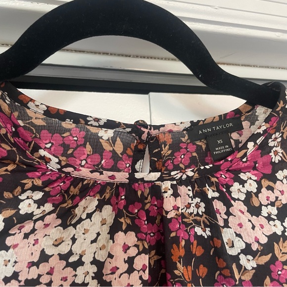 Ann Taylor Dark Florals Blouse - Picture 3 of 4